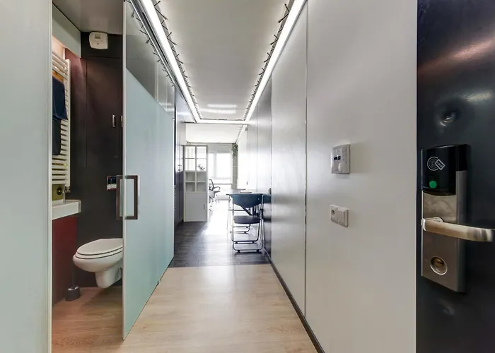 04 - Le Lokup - Wifi - Proche Tram Lägenhet