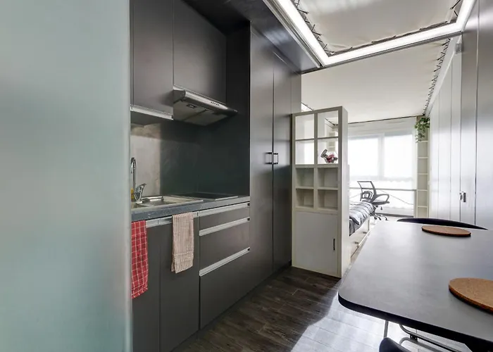 04 - Le Lokup - Wifi - Proche Tram Lägenhet