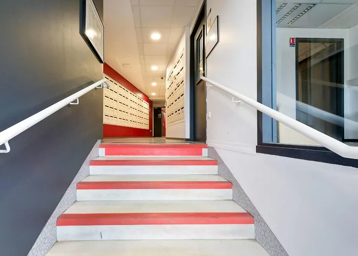 04 - Le Lokup - Wifi - Proche Tram Lägenhet Reims